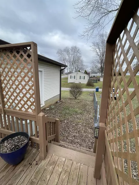 1104 23rd St, Bedford, IN 47421 photo 8