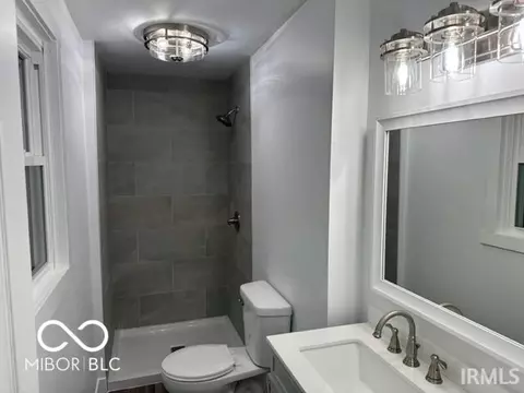 6796 S 200 E, Markleville, IN 46056 photo 2