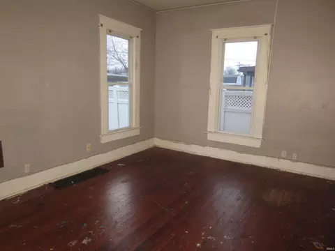 1019 W 3rd St, Marion, IN 46952 photo 10