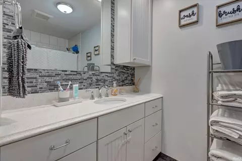 3810 N Armstrong Dr, Bloomington, IN 47404 photo 27