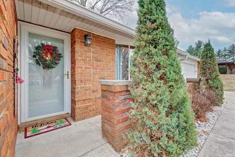 3810 N Armstrong Dr, Bloomington, IN 47404 photo 5