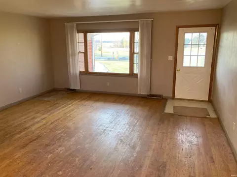 28 S 950 E, Greentown, IN 46936 photo 3