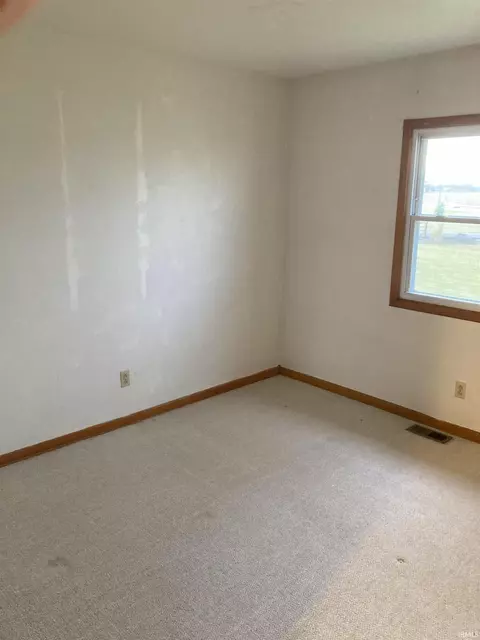 28 S 950 E, Greentown, IN 46936 photo 10