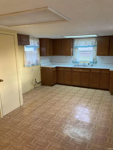 28 S 950 E, Greentown, IN 46936 photo 13
