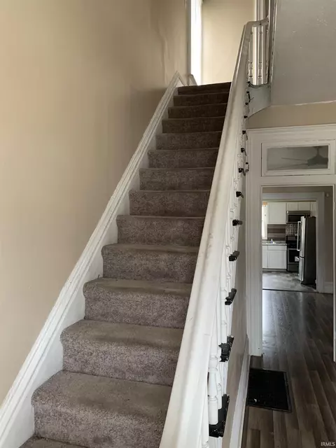 121 Studebaker St, South Bend, IN 46628 photo 6