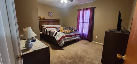 906 E Water St, Berne, IN 46711 photo 9