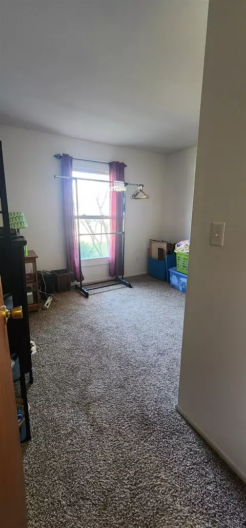 906 E Water St, Berne, IN 46711 photo 11