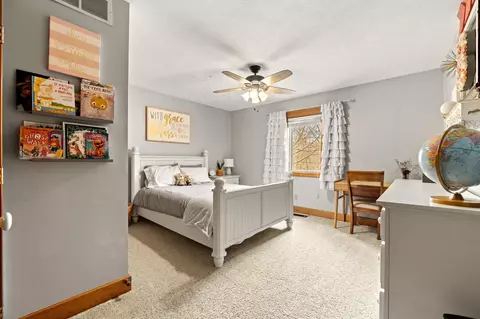 Bedroom - 1445 E 075 N, Lagrange, IN 46761 photo 4 of 9