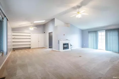 288 E Sample Rd, Bloomington, IN 47408 photo 9