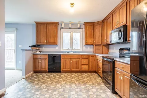 288 E Sample Rd, Bloomington, IN 47408 photo 12