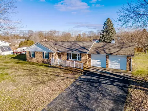 1615 N 075 E, Lagrange, IN 46761 photo 3