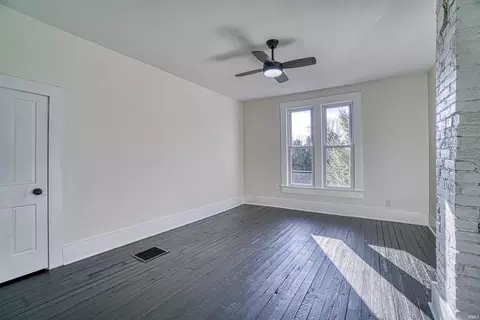 801 E Walnut St, Washington, IN 47501 photo 27