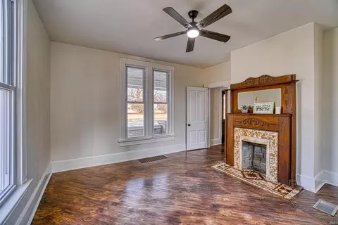 801 E Walnut St, Washington, IN 47501 photo 7
