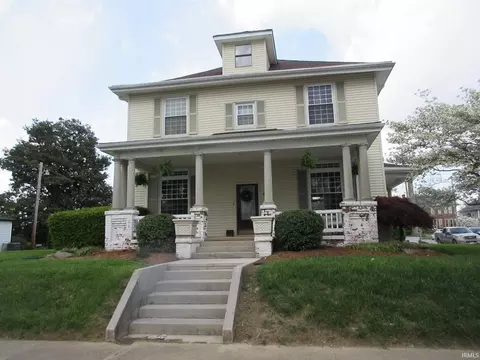 608 E Vantrees St, Washington, IN 47501 photo 1