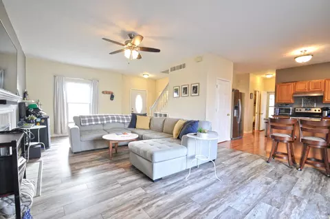 11557 E Wolfe Bridge Dr, Granger, IN 46530 photo 6