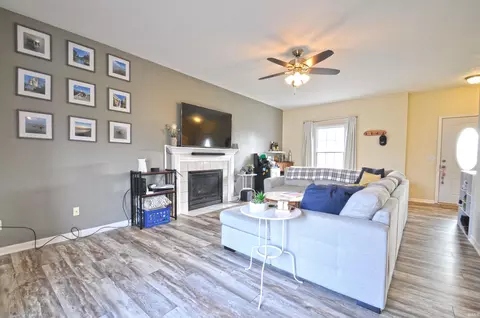 11557 E Wolfe Bridge Dr, Granger, IN 46530 photo 5