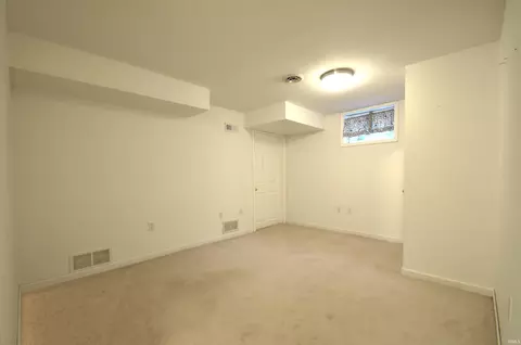 11557 E Wolfe Bridge Dr, Granger, IN 46530 photo 31