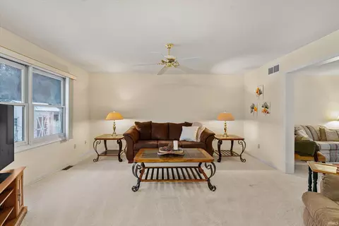 50869 Pine Meadows Ct, Granger, IN 46530 photo 8