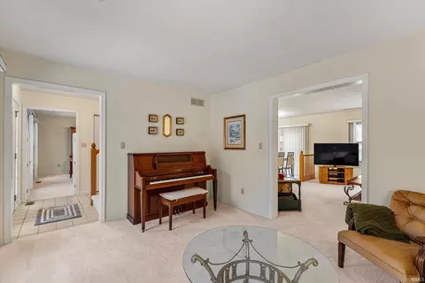 50869 Pine Meadows Ct, Granger, IN 46530 photo 5