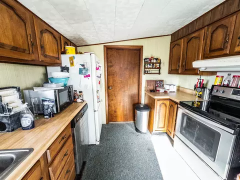 797 Lafayette Ave, Oolitic, IN 47451 photo 5