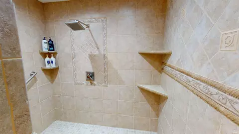 Bath - 3265 Foxridge Dr, Jasper, IN 47546 photo 5 of 8
