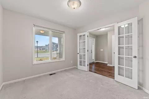 580 Highfields Cv, Fort Wayne, IN 46845 photo 3