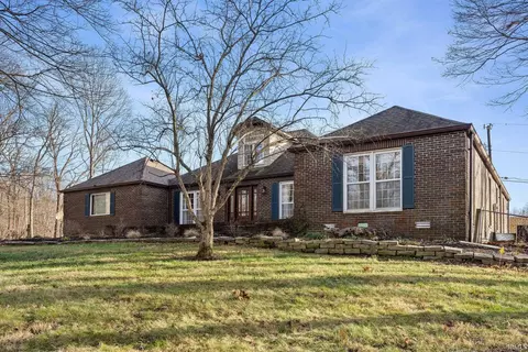 415 Ravine Dr, Bedford, IN 47421 photo 2