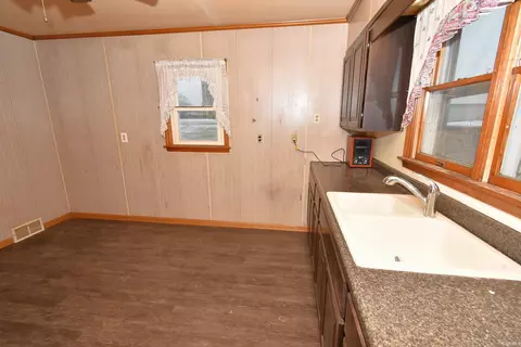 309 S Adeway, Fowler, IN 47944 photo 9