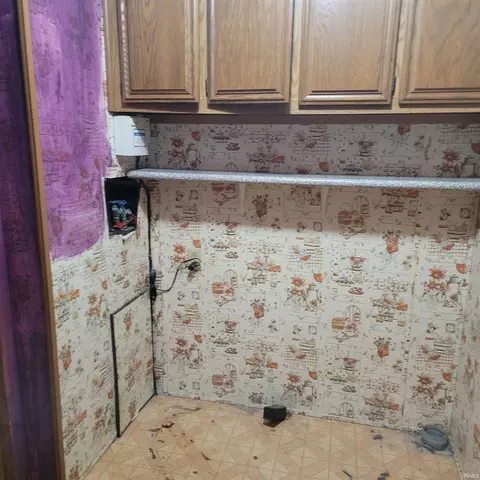 123 E Walnut St, Sweetser, IN 46987 photo 9