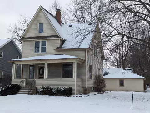 903 E King St, Garrett, IN 46738 photo 1