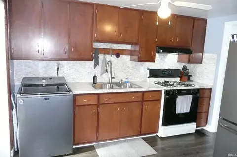 1512 E Fox St, South Bend, IN 46613 photo 5