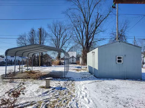 625 R St, Bedford, IN 47421 photo 12