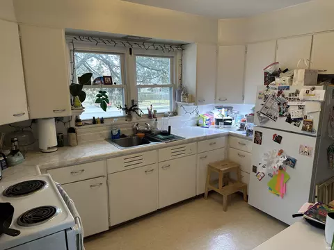 922 S Mitchell St, Bloomington, IN 47401 photo 3
