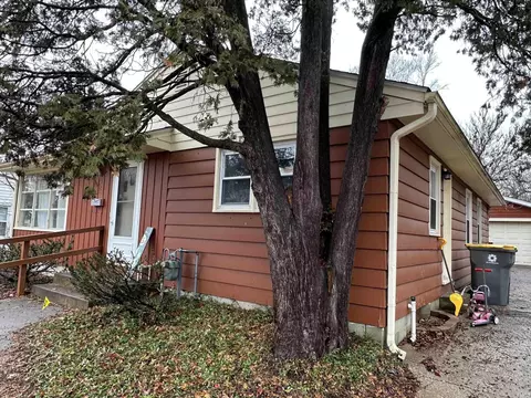 922 S Mitchell St, Bloomington, IN 47401 photo 2