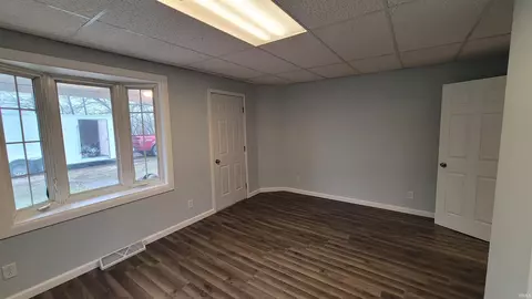 124 W Chestnut St, Dunkirk, IN 47336 photo 3