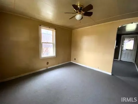 1106 Everett Ln, Washington, IN 47501 photo 2