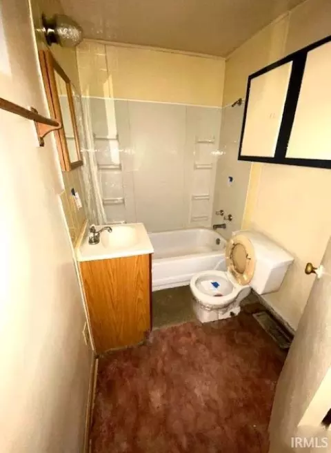 1106 Everett Ln, Washington, IN 47501 photo 5
