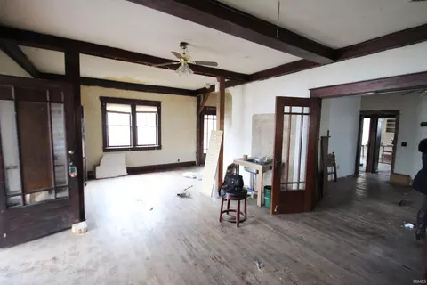 61 E 6th St, Peru, IN 46970 photo 5