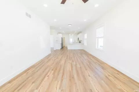 Entry Way - 2737 U St, Bedford, IN 47421 photo 1 of 1