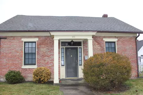 800 E Jackson St, Muncie, IN 47305 photo 2