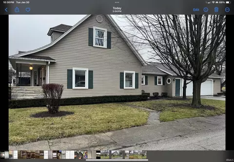 204 E Arnold St, Bluffton, IN 46714 photo 2