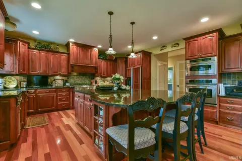 Kitchen - 2560 E Nottingham Ct, Bloomington, IN 47401 photo 2 of 4