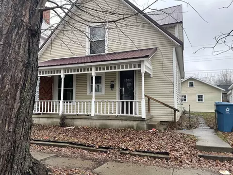 128 E Hill St, Wabash, IN 46992 photo 1