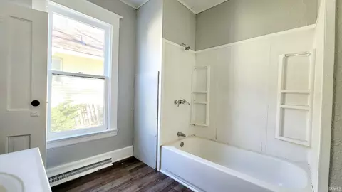 1121 E Calvert St, South Bend, IN 46614 photo 6
