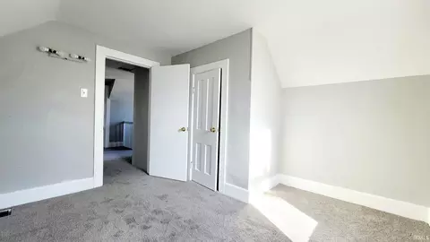 1121 E Calvert St, South Bend, IN 46614 photo 15