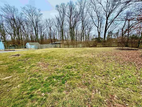 102 E Ridgeview Dr, Bloomington, IN 47401 photo 10