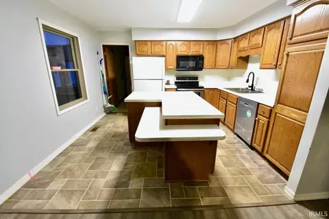 2205 S Prince William Rd, Delphi, IN 46923 photo 9