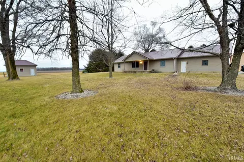 2205 S Prince William Rd, Delphi, IN 46923 photo 2