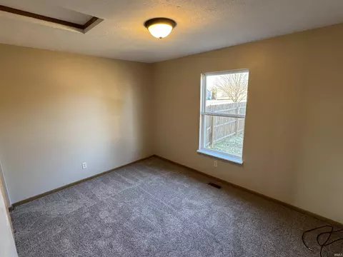 32 Chrysler Ave, Wabash, IN 46992 photo 9