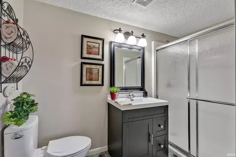 637 S St, Bedford, IN 47421 photo 9